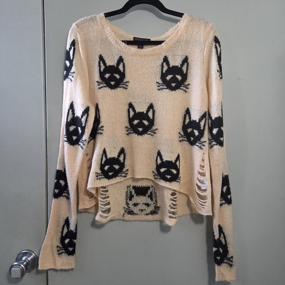 MaterialGirl Sweaters - Material Girl XL Cat Sweater Distressed Knit Goth Grunge Alt Cat Lady Punk Y2K